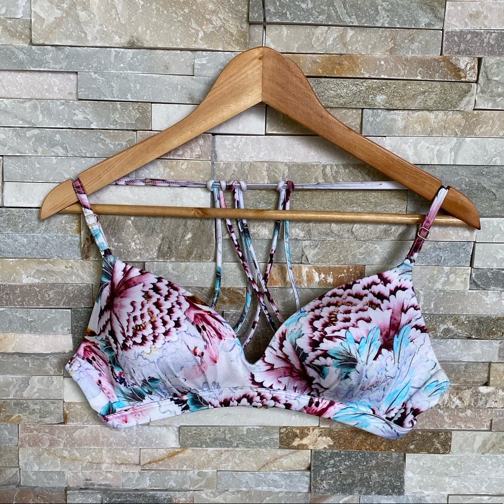 Athleta Aqualuxe Swim Top